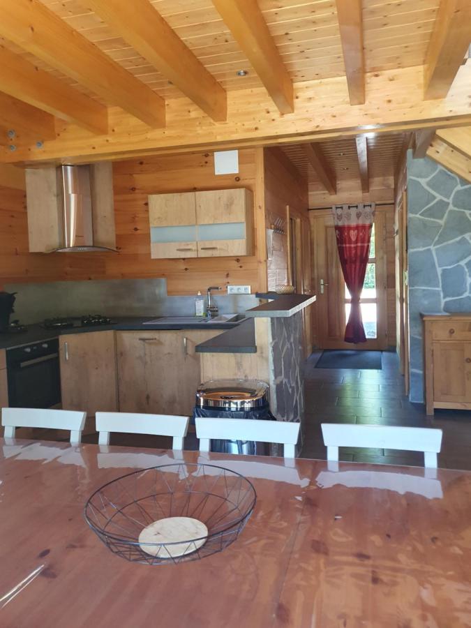 סן-מוריס-סור-מוסל Chalet Des Charbonniers Avec Etang מראה חיצוני תמונה