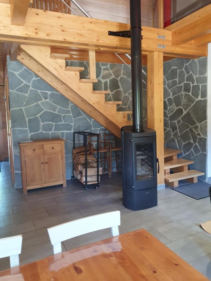 סן-מוריס-סור-מוסל Chalet Des Charbonniers Avec Etang מראה חיצוני תמונה